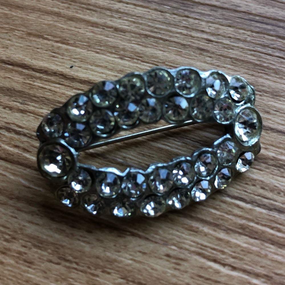 Vintage Rhinestone Brooch/Pin - Picture 3 of 10